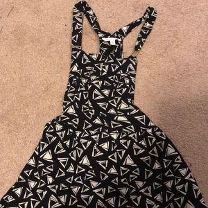 American eagle 🦅 Black and white overall dress 👗